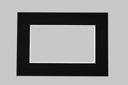 Art & More Passepartout in Schwarz 13x18 cm mit Ausschnitt für 10x15 cm große Bilder, Passepartouts in Museumsqualität - 3 Stück von Art & More