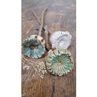 Gartenstecker "Mohn" | Handgeformt Gartendeko Frostfest Handgemachte Keramik Getöpfert, Gartenkeramik, Pflanzenstecker | Ohne Ast von ArtAndKreative
