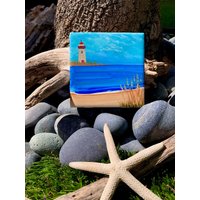 Bay Lighthouse Handbemalte Keramikfliese/Ornament Wandkunst Home Decor von ArtByAdrienneStudio