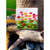 Mohnblumenwiese Handbemalte Keramikfliese/Ornament Wandkunst Home Decor von ArtByAdrienneStudio