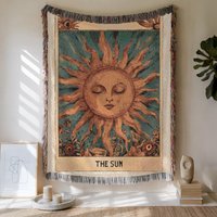 Boho Woven Blanket With Tarot Card Design "The Sun", Cosy Throw Mystery Elements, Spiritual Picnic in Natural Colors Boho Woven Blanket With Tarot Card Design "The Sun", Cosy Throw Mystery Elements, Spiritual Picnic in Natural Colors von ArtDesignsbyMD