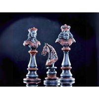 Dekorative Kupfer-Schwarz-Schachfiguren, Einzigartiges Schachstatuen-Set Im Vintage-stil, Regal - Und Tischplatten-Skulptur-Dekorgeschenk von ArtOfAnatoliaCo