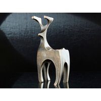 Moderner Abstrakter Großer Hirsch-Teelichthalter, Dekorativer Handgemachter Hirsch-Skulptur-Kerzenhalter, Kreatives Personalisiertes von ArtOfAnatoliaCo