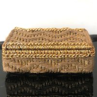 Goldene Box Aufbewahrungsbox Für Kleine Dinge/Kerzenlicht-Dekor Baby-Aufbewahrungsbox Makramee-Box Handgemachte Deko-Box Makramee-Kostbarkeit Goldene Box Aufbewahrungsbox Für Kleine Dinge/Kerzenlicht-Dekor Baby-Aufbewahrungsbox Makramee-Box Handgemachte Deko-Box Makramee-Kostbarkeit von ArtOfCity