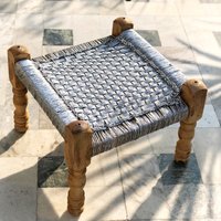 Handgefertigter Hocker Aus Upcycled Kunststoff Gewebter Seil Thekenhocker Holz - & Charpai-Seil Sitz-Holzhocker von ArtOfCity