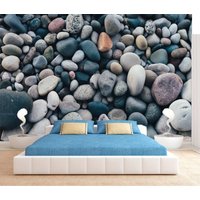 Fels Wandbild Seekiesel Kunst Buntes Dekor Stein Kunstwerk Texturiert Aufkleber Selbstklebend Rock Tapete Minimalistisch Druck Wohnzimmer von ArtStoreDecal