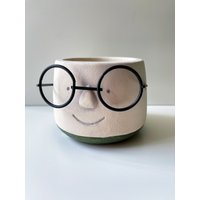 Kleiner Face Pot Mit Augengläsern ~ Kopftopf Nerd Genius Poindexter Planter Passt Eine 2 -3 Zoll Pflanze Blumentopf von ArtandtheGarden
