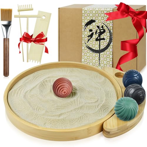 Artcome Jpanese Mini Zen Garden Kit for Desk - Bamboo Sand Tray with 4 Unique Zen Balls & Rake Tools - Relaxation and Meditation Sand Garden for Office, Home & Mindfulness Therapy - Ideal for Gift Artcome Jpanese Mini Zen Garden Kit for Desk - Bamboo Sand Tray with 4 Unique Zen Balls & Rake Tools - Relaxation and Meditation Sand Garden for Office, Home & Mindfulness Therapy - Ideal for Gift von Artcome