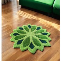 Grüner Teppich Handgemacht Wohnzimmer Blumenform Mandala Muttertag Geschenk Freundin Dekoration Haus Kinderzimmer Bettvorle von ArtePazza