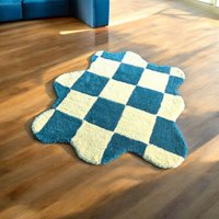 Karo Teppich Blau Weiß. Ungewöhnliche Form . Weicher Wohnzimmer Teppich. Einzelstück Besondere Geschenk. Schlafzimmer Dekoideen von ArtePazza