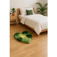 Moos Teppich Grün Herz. Bettvorleger . Geschenk Freundin Home Design. Personalisierte Wohnzimmer Modern von ArtePazza