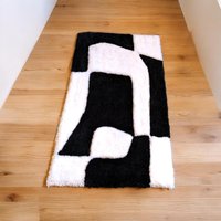 Teppich Schwarz Weiß Abstrakt .65cm Mal 35cm . Dekoration Wohnzimmer Flur Läufer Klein Handgemachter Woll Bettvorleger Weich von ArtePazza
