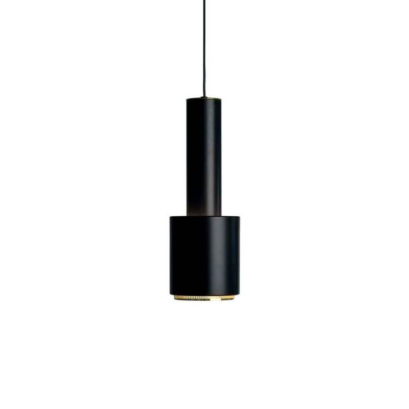 Artek - A110 Hand Grenade Pendelleuchte Black/Brass von Artek