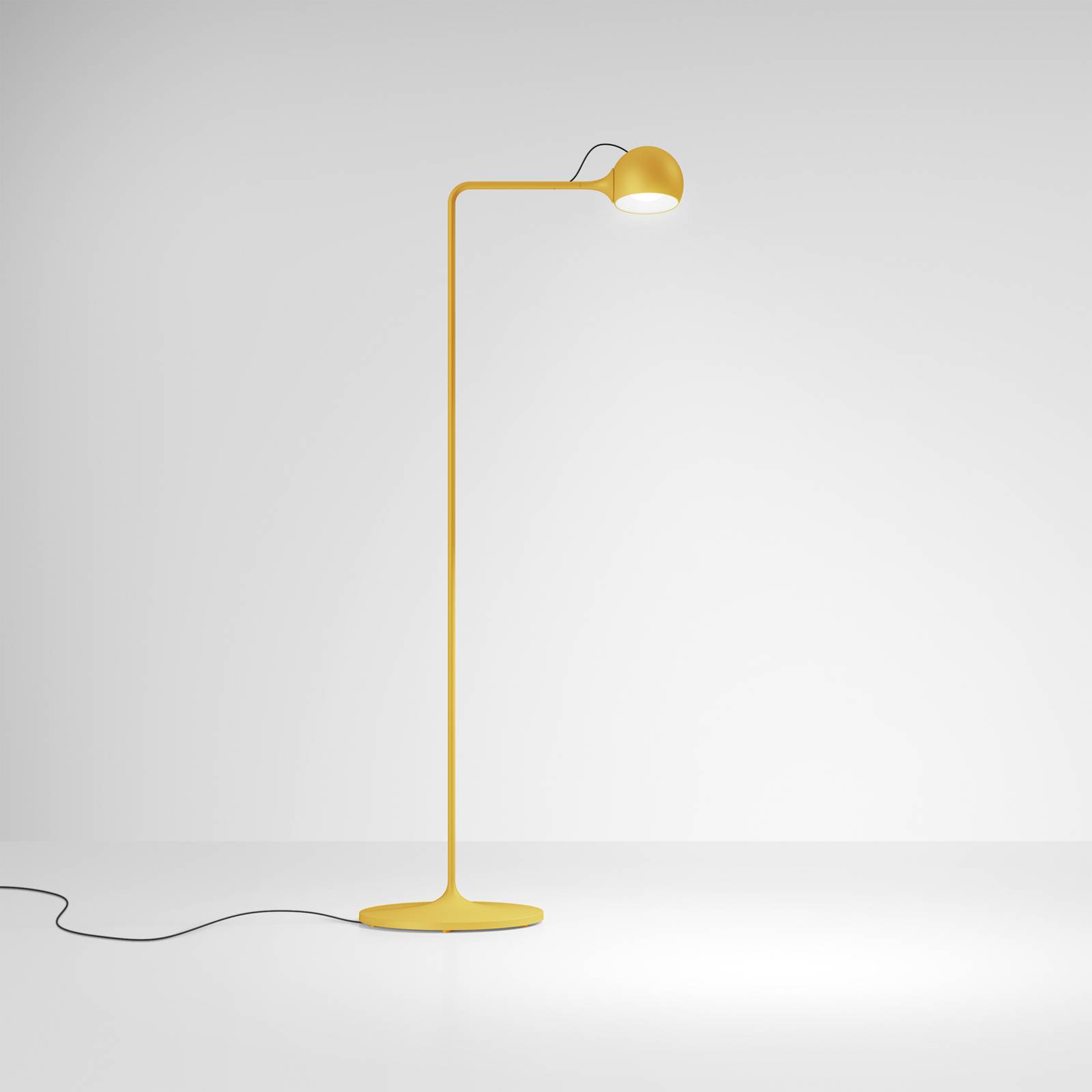 Artemide Ixa Reading LED-Stehleuchte dimmbar gelb von Artemide