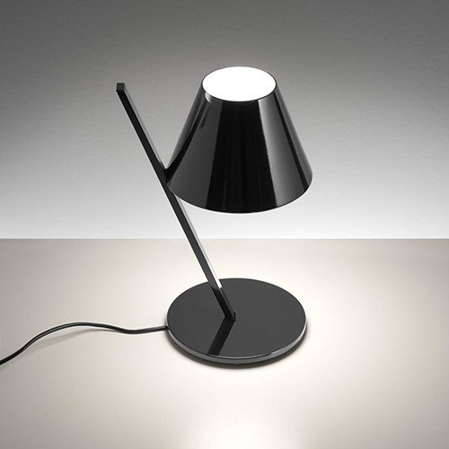 Artemide- La Petite Tavolo LED Tischlampe. Hochwertige Tischleuchte aus Aluminium in schwarz. Made in Italy 25 x 19.4 x 37 cm von Artemide