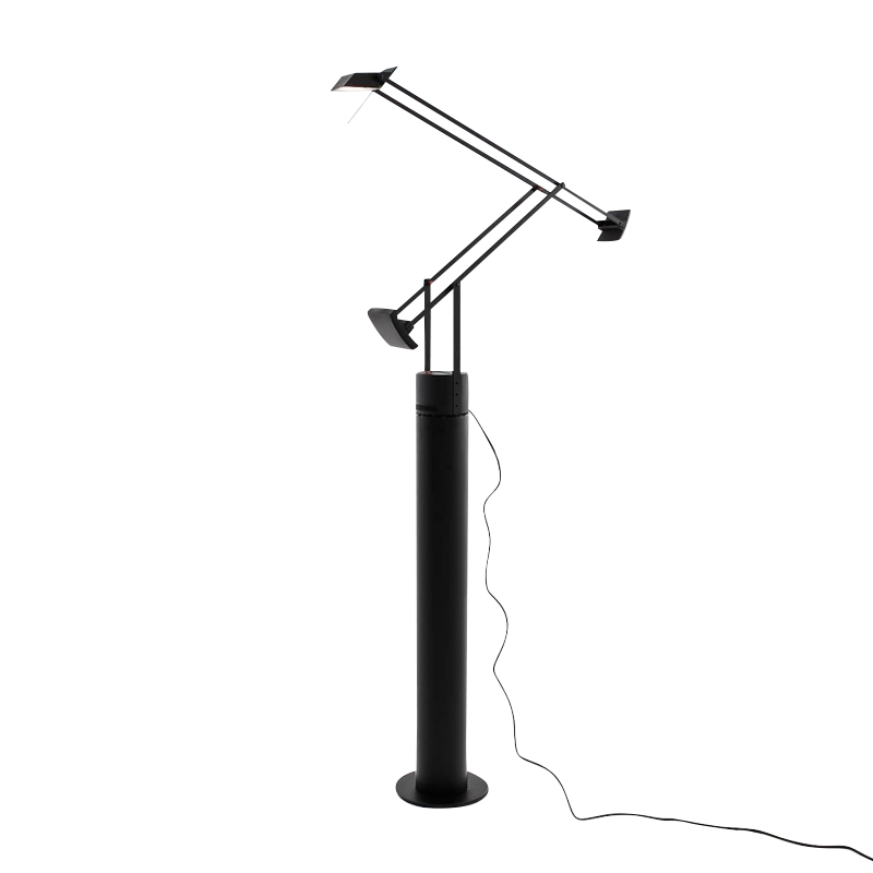 Artemide - Tizio Terra 35 Stehleuchte - schwarz/lackiert/BxH 65x126cm von Artemide