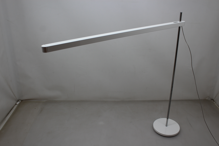 B-Ware Talak Professional Led Tischleuchte Tischlampe Tischlicht Leuchte Lampe Led Weiß B-Ware Talak Professional Led Tischleuchte Tischlampe Tischlicht Leuchte Lampe Led Weiß von Artemide