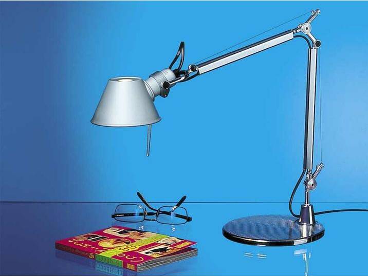 Lampe Tolomeo Micro Artemide grau, Designer de Lucchi & Fassina, 73xmax. 65 cm von Artemide