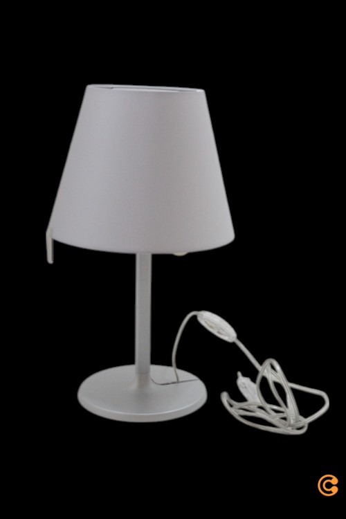 B-Ware Melampo Notte Tischleuchte Schreibtischlampe Büroleuchte Aluminiumgrau E14 Lampe B-Ware Melampo Notte Tischleuchte Schreibtischlampe Büroleuchte Aluminiumgrau E14 Lampe von Artemide