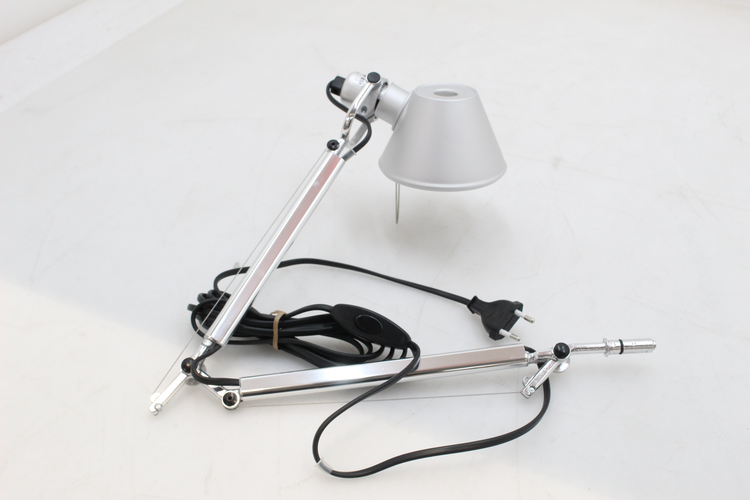 B-Ware Tolomeo Standleuchte Stehlampe Standlampe Leuchte Lampe Micro Body Alusilber E14 von Artemide