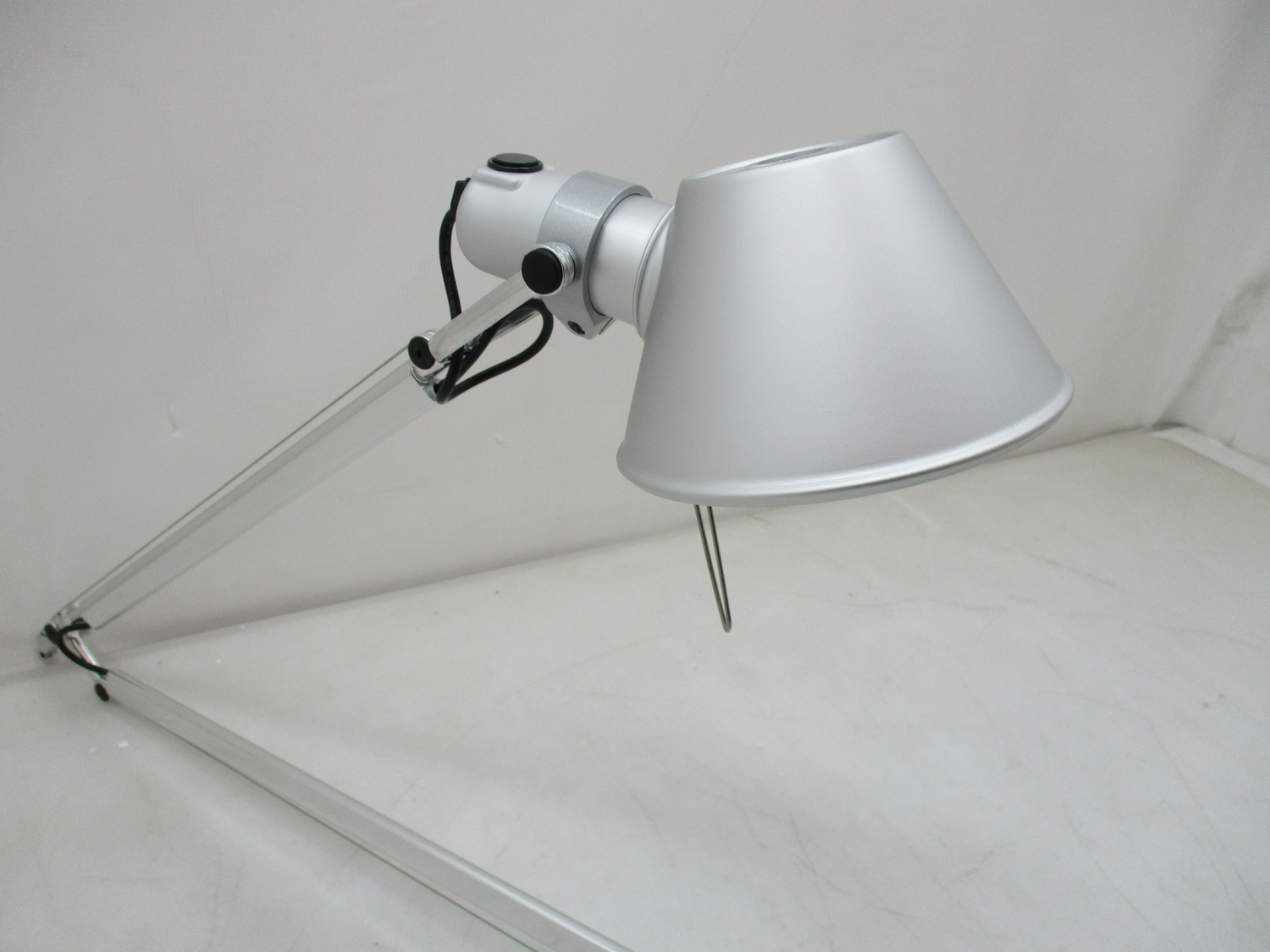 Tolomeo Stehleuchte Reading Floor Lampe Led Alu Korpus Ohne Fuß Siehe Text B-Ware von Artemide