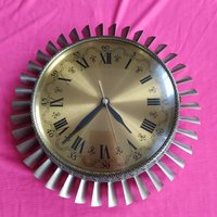 Antike Uhr/Metall/Antike Bronzeuhr/Wunderbare Uhr/Glas/Gold/60Er/Mid-Century-Design von ArticulosUNICUM