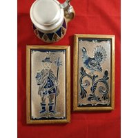 Salzkeramik Set Bierkrännchen Und Zwei Wandkeramik Fliesen. Toller Vintage Bierkrug Made in Germany. Steingut Von Goebel von AnticoShic