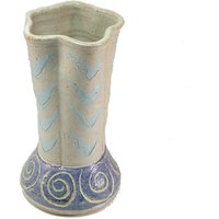 Geriffelte Fünf Doppelseitige Spiralen Rituellen Altar Blumenvase Geriffelte Fünf Doppelseitige Spiralen Rituellen Altar Blumenvase von Artifactorium