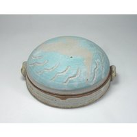 Göttin Bedecktes Glas Springende Tänzerin Butterdose Deckeldose Göttin Bedecktes Glas Springende Tänzerin Butterdose Deckeldose von Artifactorium