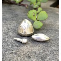 925Er Silber Hindu-Religiöses Combo Von Supari Betelnuss + Laung Nelke Elaichi Kardamom 4.6 Gms Tempel Pooja Hindu-Religion Geben Schiff Frei von ArtisanCraftedJewelz