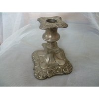England Spätes Jugendstil Oder Art Deko Kerzenständer Silver Plated "Weinrebendekor " Um 1920 Höhe 13 cm von Artkunst24