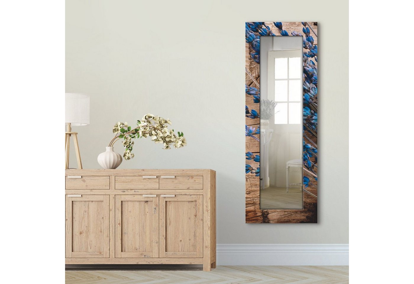 Artland Dekospiegel Lavendel vor Holzhintergrund, gerahmter Ganzkörperspiegel, Wandspiegel, mit Motivrahmen, Landhaus von Artland