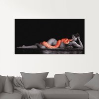 Artland Glasbild "Frau in Wasser liegend mit roter Python", Frau, (1 St.) von Artland