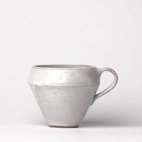 Etsuji Noguchi Becher Tasse Etsuji Noguchi Becher Tasse von ArtonthetableSeattle