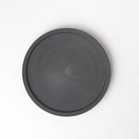 Nankei Teller Schwarz von ArtonthetableSeattle