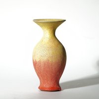 Vaseman Blumenvase S-M von ArtonthetableSeattle