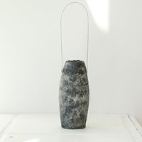 Akiko Yanagawa Blumenvase von ArtonthetableSeattle