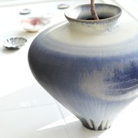 Nobuhito Nakaoka Vase, Großes Kunstwerk von ArtonthetableSeattle