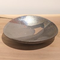 Toru Kikuchi Flache Schüssel Toru Kikuchi Flache Schüssel von ArtonthetableSeattle