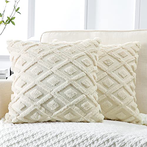 Artscope 2er-Set Dekorativ Kurze Wolle Kissenbezüge, Sanft Plüsch Samt Zierkissenbezug Luxus Dekokissen Kissenhülle Set Kissen Fall für Sofa Auto Schlafzimmer Zuhause Dekor (Creme Beige, 45 x 45cm) von Artscope