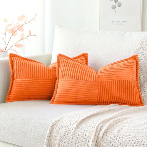 Artscope 2er Set Kordsamt Kissenbezüge Samtkissen Weich Dekokissen Dekorativ Kissenbezug Modern Kissenhülle Umwickelte Kante Sofakissen für Wohnzimmer Schlafzimmer Orange, 40x60cm Artscope 2er Set Kordsamt Kissenbezüge Samtkissen Weich Dekokissen Dekorativ Kissenbezug Modern Kissenhülle Umwickelte Kante Sofakissen für Wohnzimmer Schlafzimmer Orange, 40x60cm von Artscope