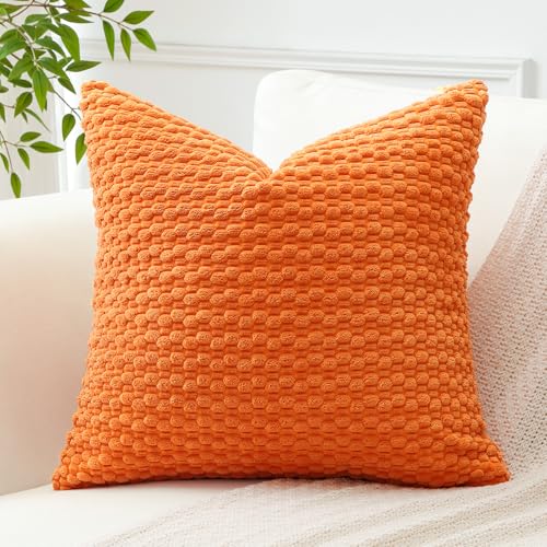 Artscope Kissenbezug Kordsamt Cord Körnig Zierkissenbezug 40x40 cm Geometrische Kissenhüllen Weiche Sofakissen Couchkissen für Sofa Schlafzimmer Wohnzimmer Büro Zuhause Dekorative 1er Set, Orange Artscope Kissenbezug Kordsamt Cord Körnig Zierkissenbezug 40x40 cm Geometrische Kissenhüllen Weiche Sofakissen Couchkissen für Sofa Schlafzimmer Wohnzimmer Büro Zuhause Dekorative 1er Set, Orange von Artscope