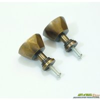 2 Stück Vintage Große Retro Raute Keile Massiv Knäufe Möbelgriffe N155 von ArtsofBrass