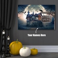 Halloween Custom Haunted House, Paar Namen Und Datumsschild, Leinwand Kunstdruck von ArwenPrints