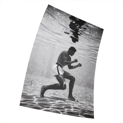 Poster Muhammad Ali Underwater Boxing Sports 38 cm x 58 cm (380 mm x 580 mm) von Asher
