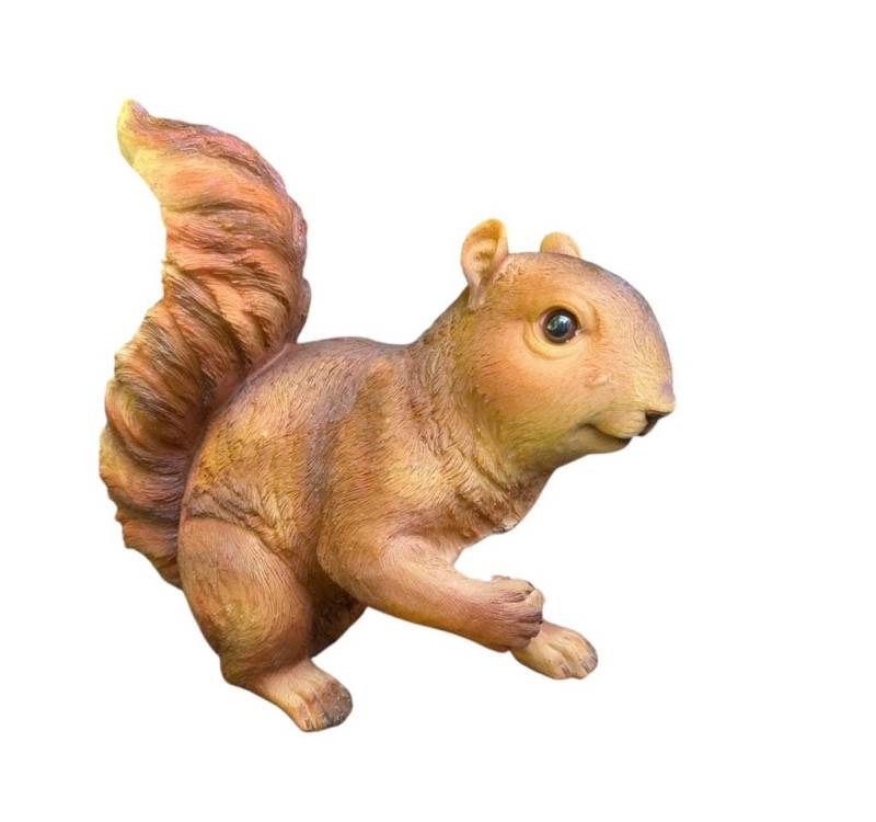 Aspinaworld Gartenfigur Eichhörnchen Figur mit Zapfen in der Hand 17 cm, Figur für den Garten von Aspinaworld