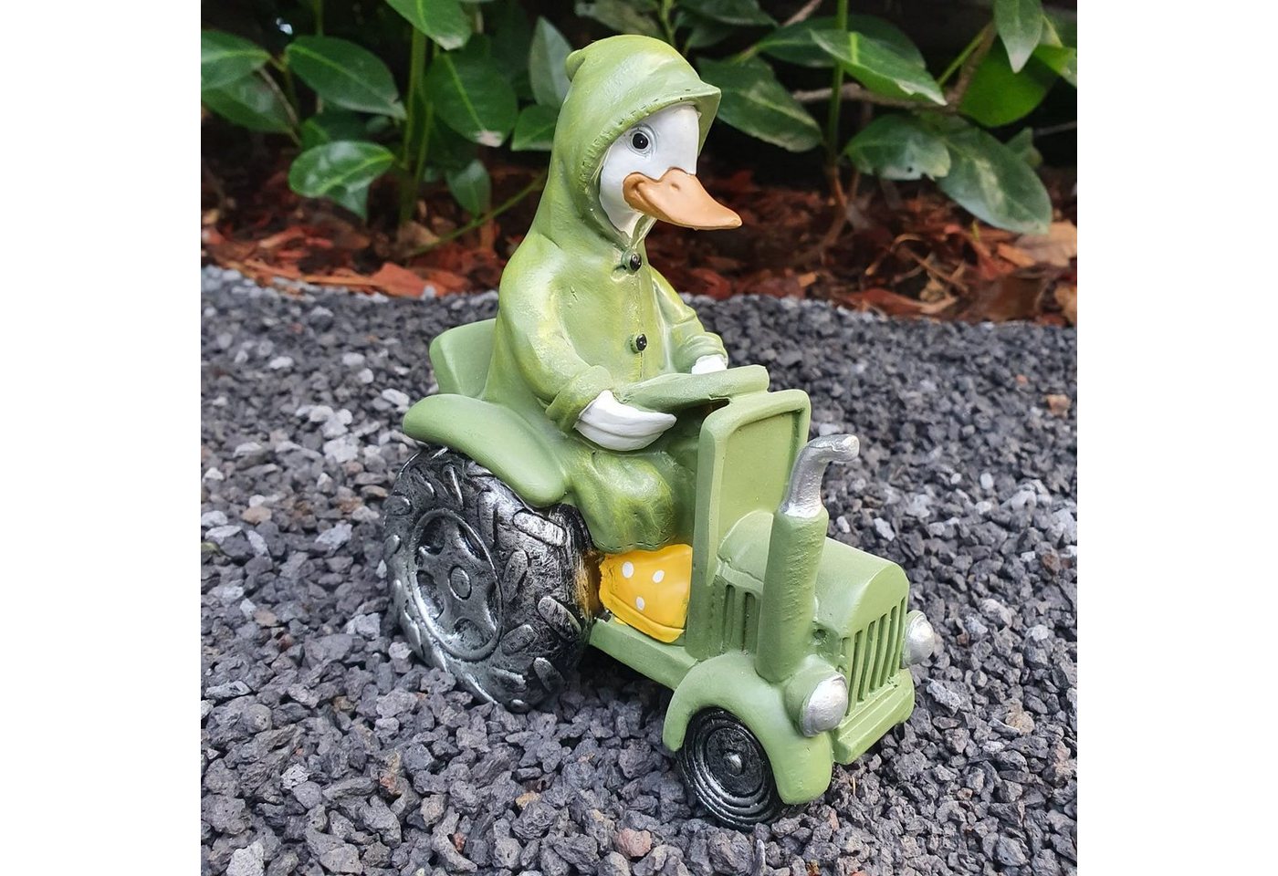 Aspinaworld Gartenfigur Ente mit Regenmantel auf Traktor 15 cm von Aspinaworld