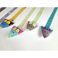 Lesezeichen "Maus" Verschiedene Muster Und Größen Im Sortiment Lesezeichen "Maus" Verschiedene Muster Und Größen Im Sortiment von AstraSchneiderei