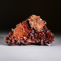 Echter Vanadinit Kristall Cluster Auf Matrix Aus Marokko | 390 Gramm Echter Vanadinit Kristall Cluster Auf Matrix Aus Marokko | 390 Gramm von AstroGalleryOfGems