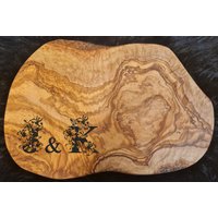Geschenk Personalisiert Olivenholz Mit Gravur Frühstücksbrett Schneidebrett Geburtstag Hochzeitsgeschenk Buchstabe Initiale Olivenholzbrett Geschenk Personalisiert Olivenholz Mit Gravur Frühstücksbrett Schneidebrett Geburtstag Hochzeitsgeschenk Buchstabe Initiale Olivenholzbrett von AtelierAnnaHandmade